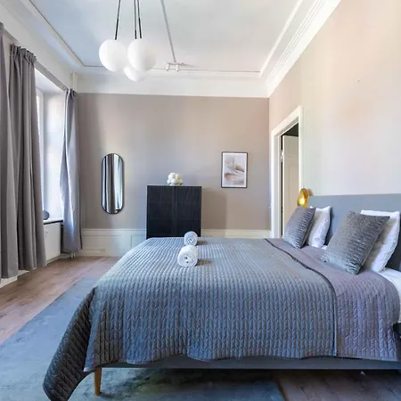 Deluxe At Perfect Location דירה